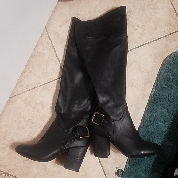 Shoes - NWOT KNEE HIGH BOOTS!